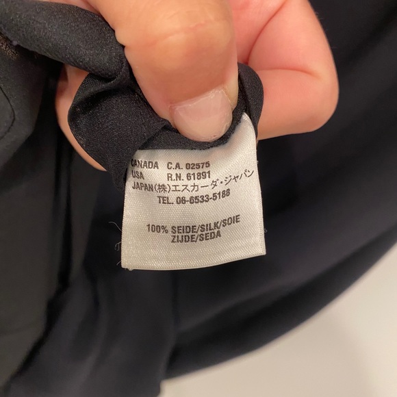 ⭐️🌴 Escada V Neck Silk Navy Dress - Picture 3 of 4